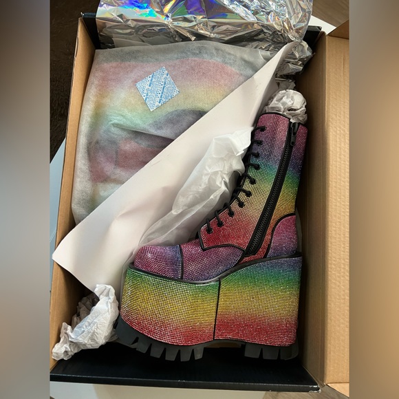 NIB New Dolls Kill x Club Exx Slay The Stage Platform Boots